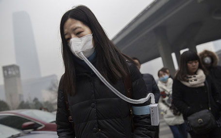Không khí sạch đang trở thành món hàng được người dân Trung Quốc săn lùng nhiều nhất những ngày qua. (28/12/2015)